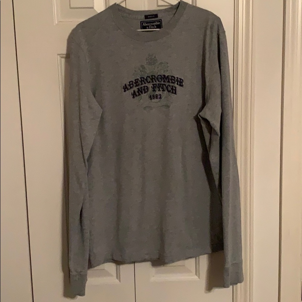 Men’s longsleeve Abercrombie shirt